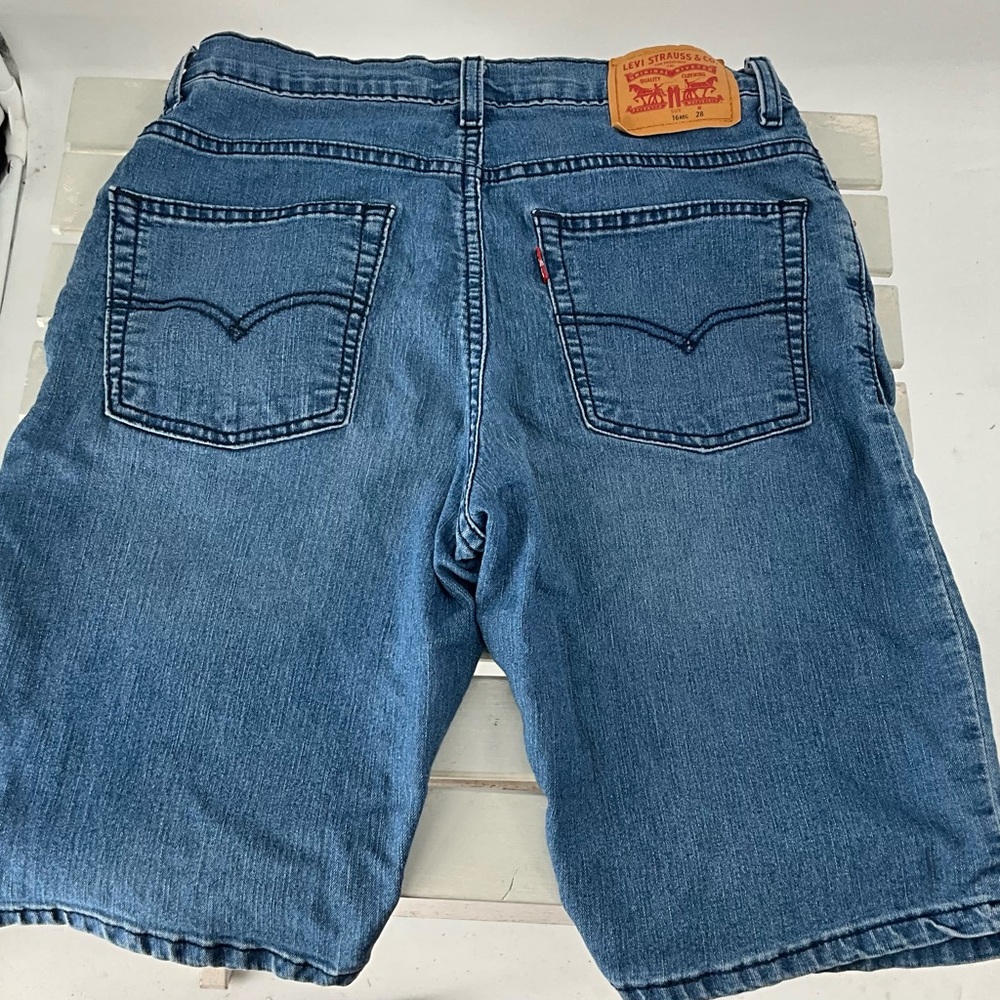 Levi's Blue Denim Shorts with Leather Patch 16 Regular 28 Waist - Picture 2 of 3